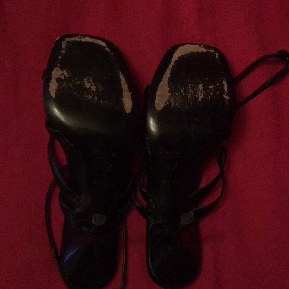 Prada sandles. - Picture 3 of 4